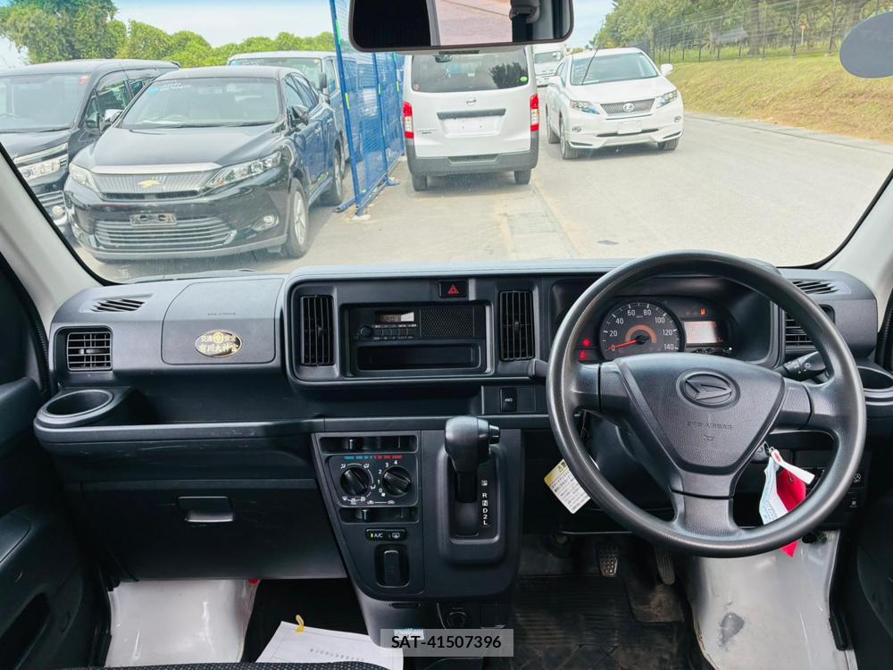 Daihatsu HIJET VAN 2020-08 8301395-11