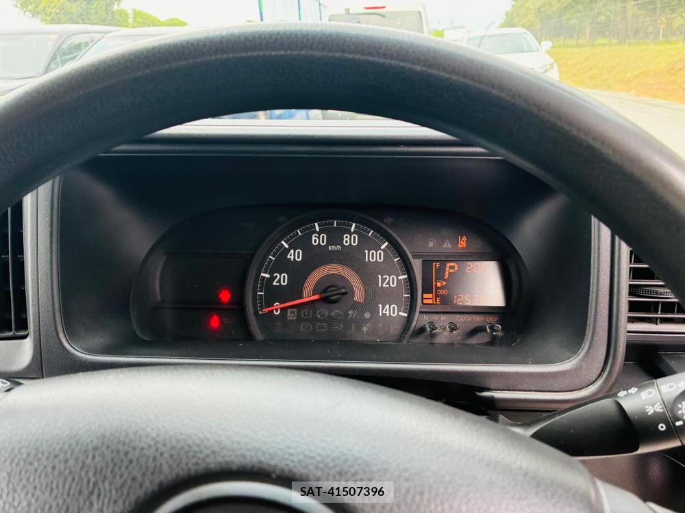 Daihatsu HIJET VAN 2020-08 8301395-14