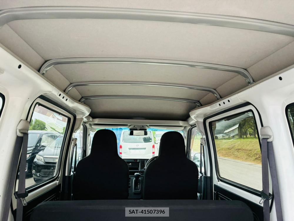Daihatsu HIJET VAN 2020-08 8301395-21