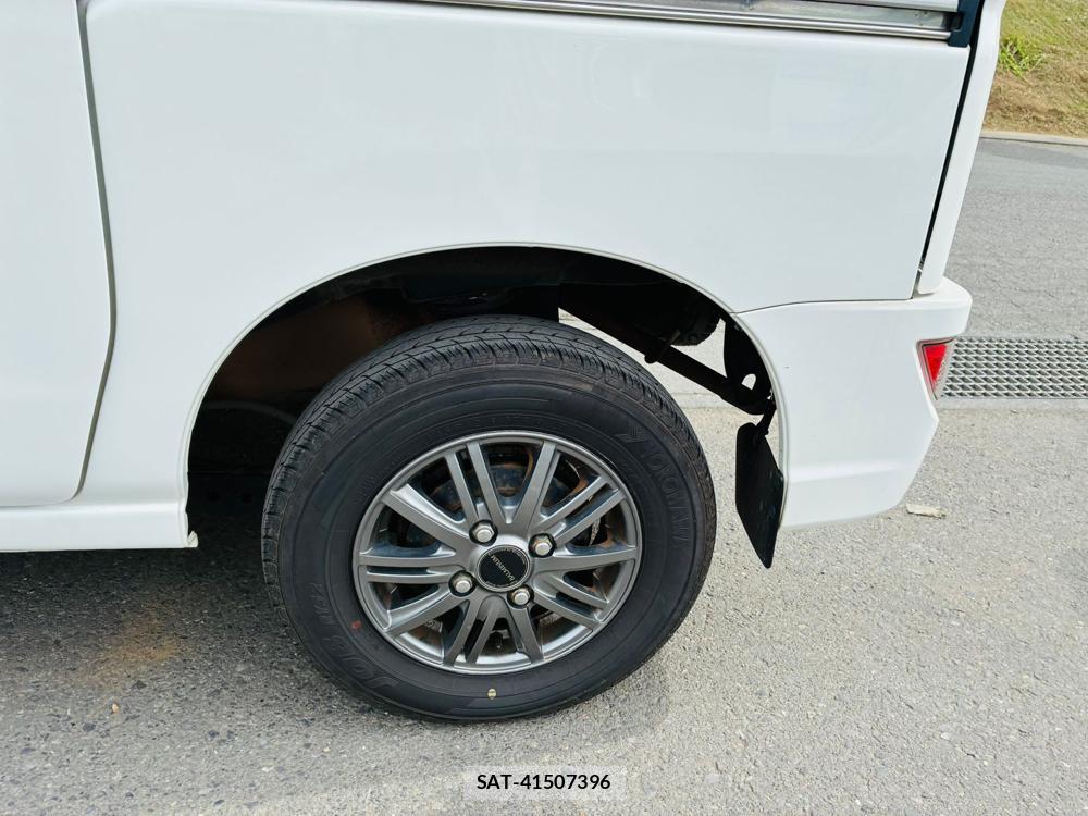 Daihatsu HIJET VAN 2020-08 8301395-27