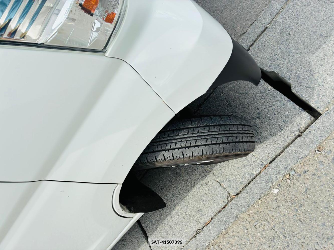 Daihatsu HIJET VAN 2020-08 8301395-28