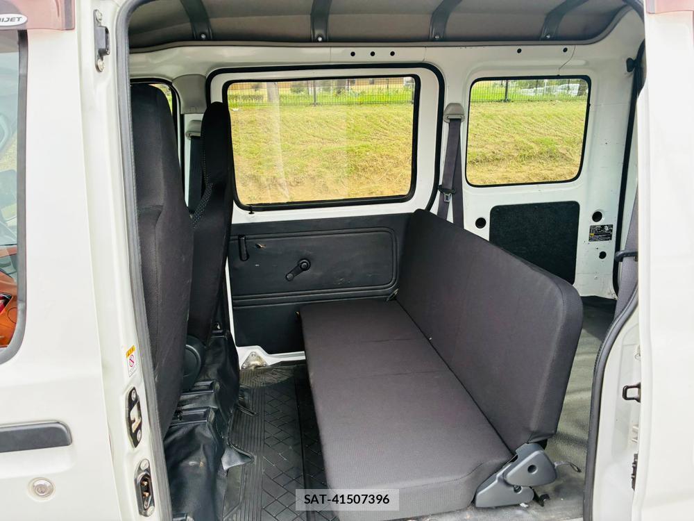 Daihatsu HIJET VAN 2020-08 8301395-8