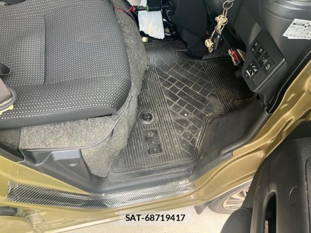 Daihatsu HIJET VAN 2020-02 8742674-12