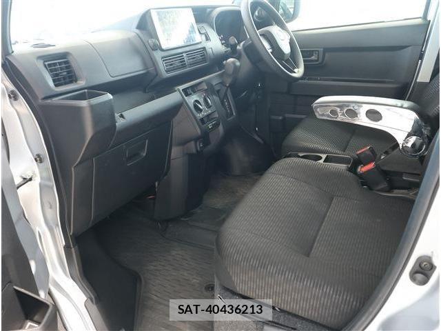 Daihatsu HIJET VAN 2023-10 8829388-14