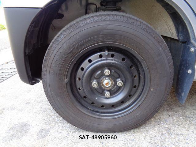 Daihatsu HIJET VAN 2020-05 1138832-26