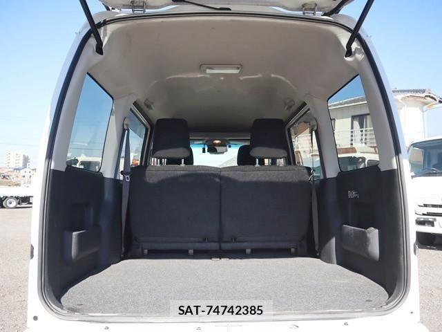 Daihatsu HIJET VAN 2021-05 2316607-12