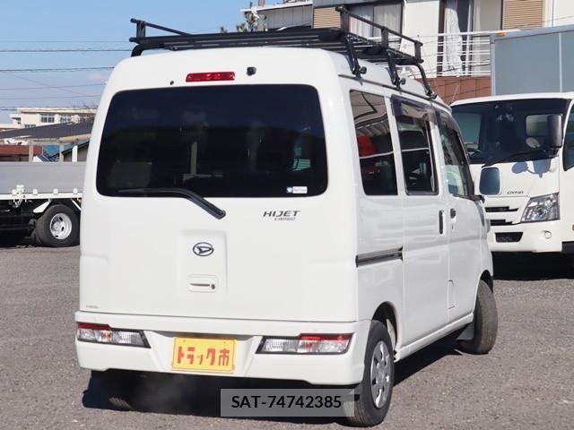 Daihatsu HIJET VAN 2021-05 2316607-4