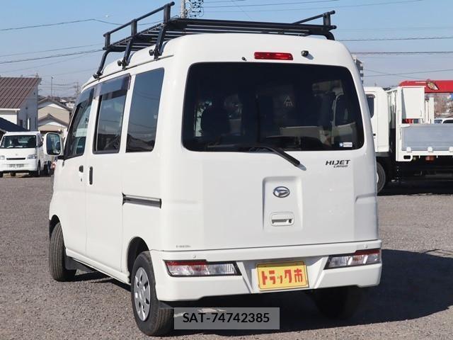 Daihatsu HIJET VAN 2021-05 2316607-6