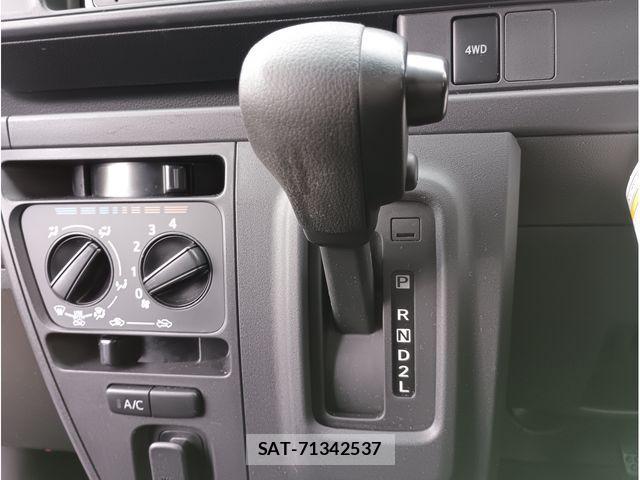 Daihatsu HIJET VAN 2020-03 3934372-9