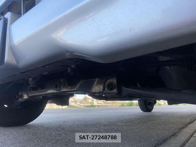 Daihatsu HIJET VAN 2014-02 5869185-23