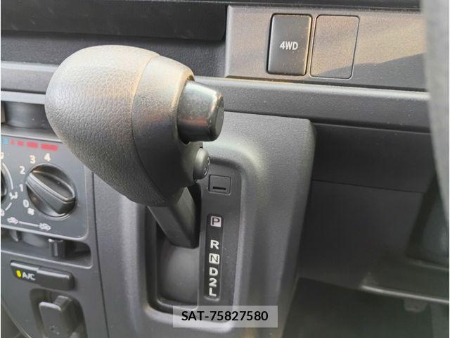 Daihatsu HIJET VAN 2019-05 6683802-12