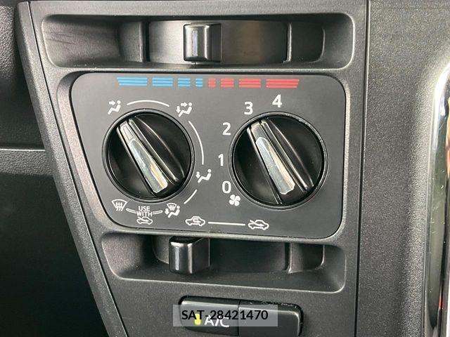 Daihatsu HIJET VAN 2019-03 6751870-6