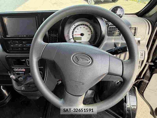 Daihatsu HIJET VAN 2012-01 7251031-15