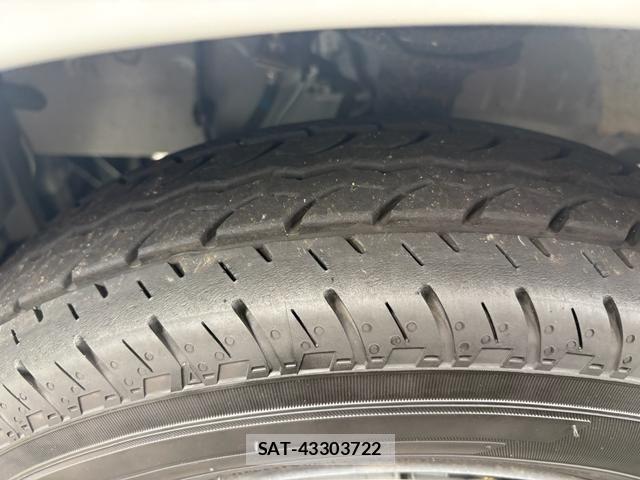 Daihatsu HIJET VAN 2026-04 7785532-3