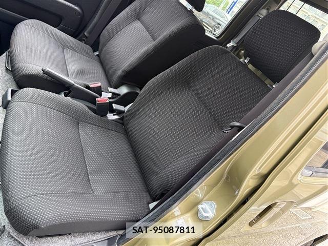 Daihatsu HIJET VAN 2018-10 8035960-18