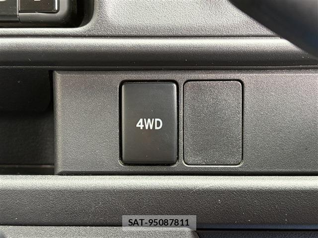 Daihatsu HIJET VAN 2018-10 8035960-28