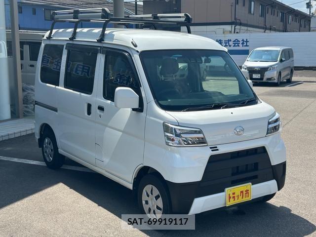 Daihatsu HIJET VAN 2021-06 8525187-3