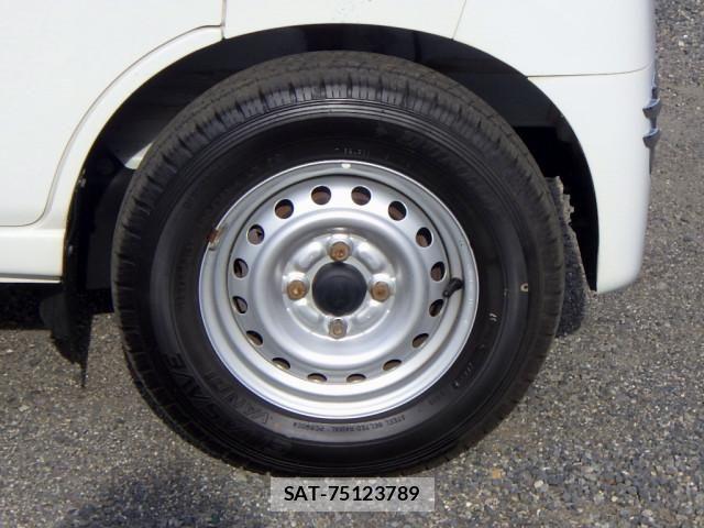 Daihatsu HIJET VAN 2020-12 8525189-25