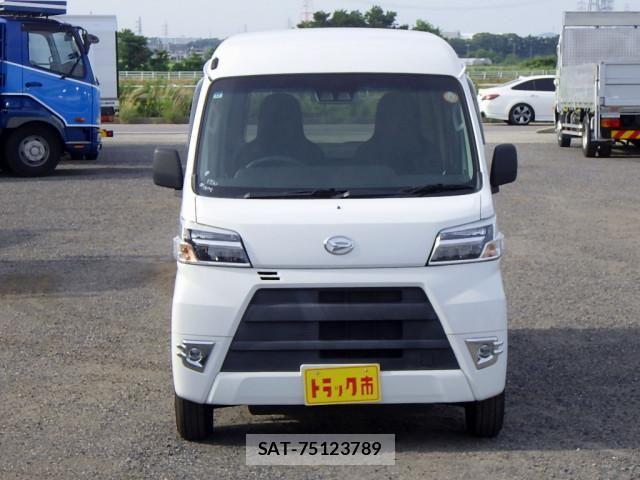 Daihatsu HIJET VAN 2020-12 8525189-2