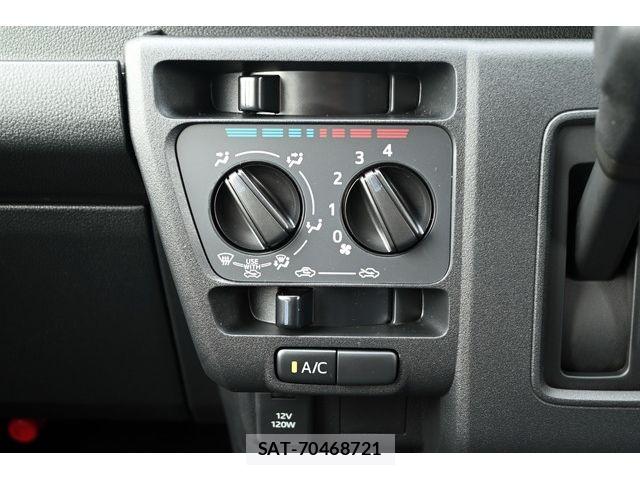 Daihatsu HIJET VAN 2026-04 8666260-24