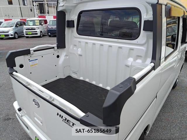Daihatsu HIJET VAN 2021-08 8780541-24