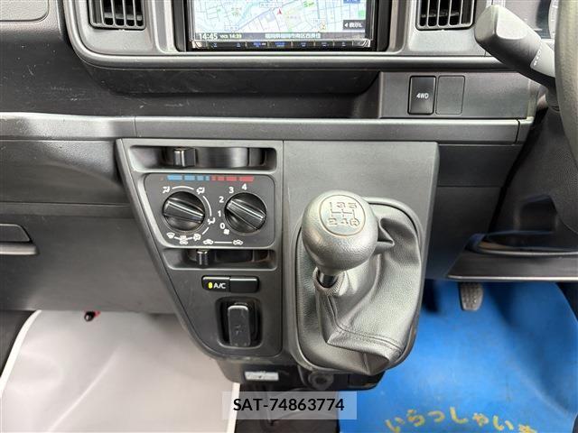 Daihatsu HIJET VAN 2021-09 8829391-23