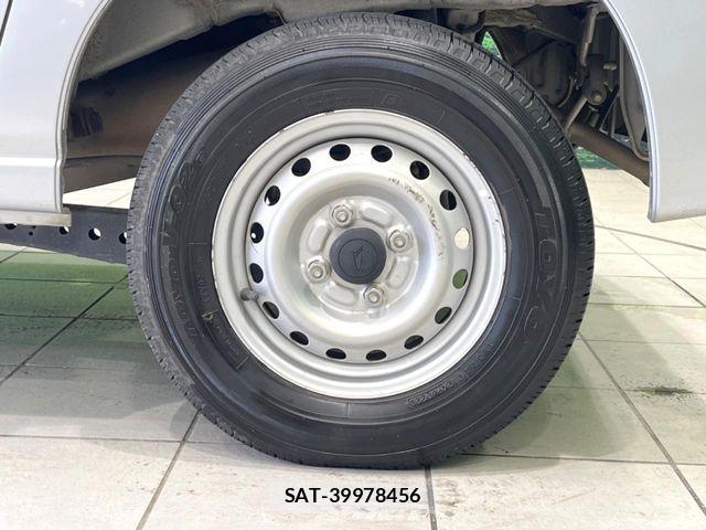 Daihatsu HIJET VAN 2014-12 8883703-19