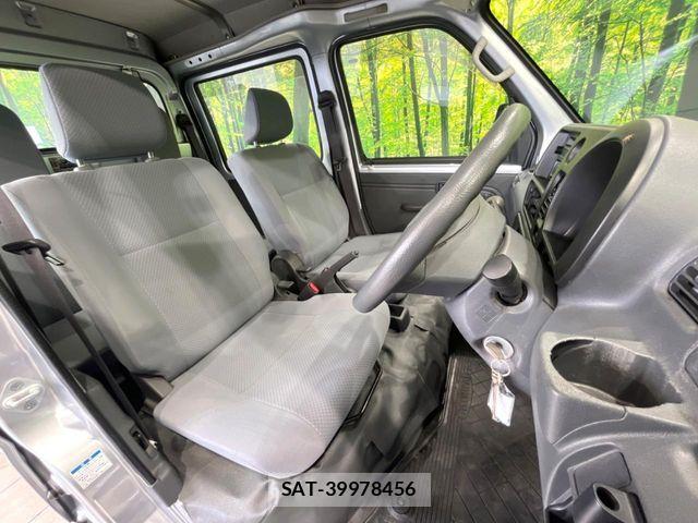 Daihatsu HIJET VAN 2014-12 8883703-4