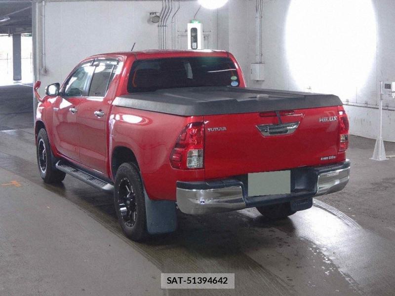 Toyota HILUX 2018--1 829393-2