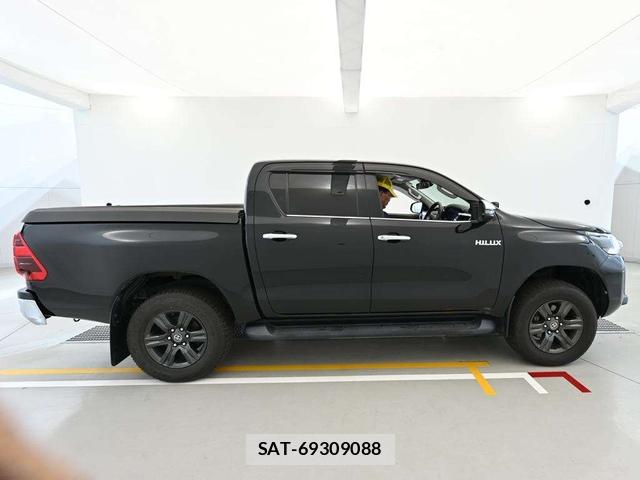 Toyota HILUX 2021 6935489-5
