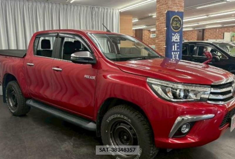 Toyota HILUX 2018-08 8474474-1