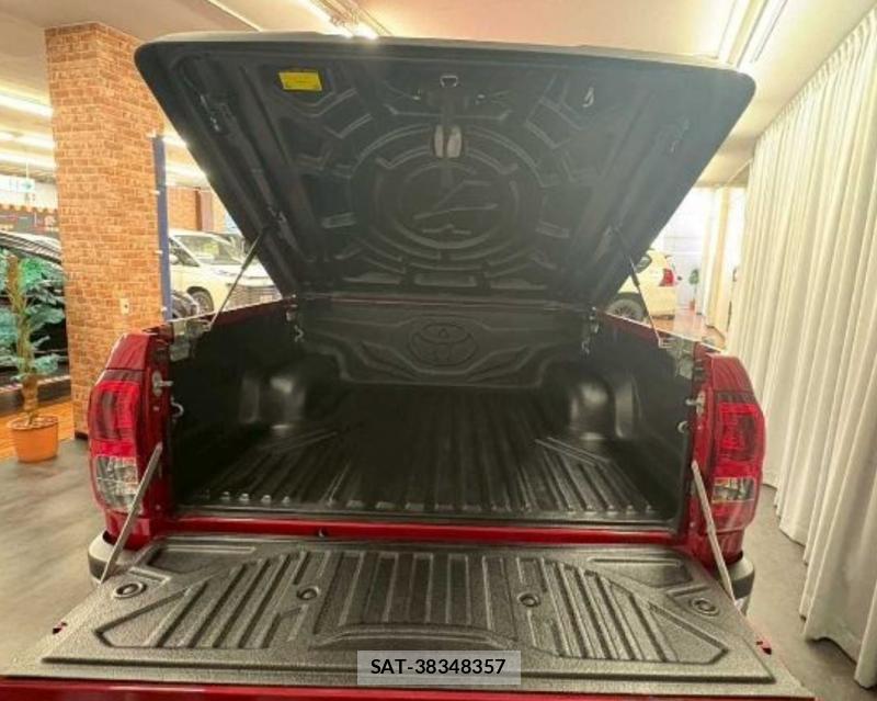 Toyota HILUX 2018-08 8474474-5