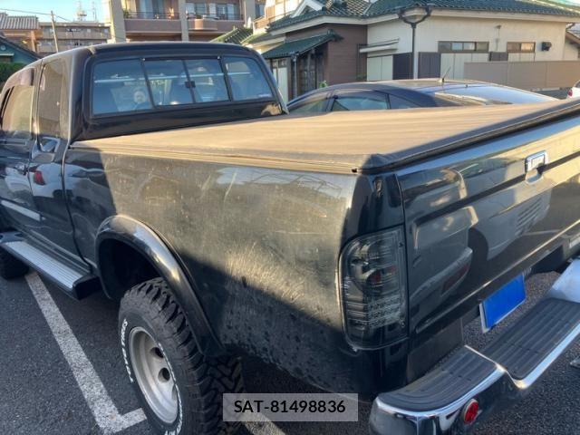 Toyota HILUX 2002-12 2101842-1