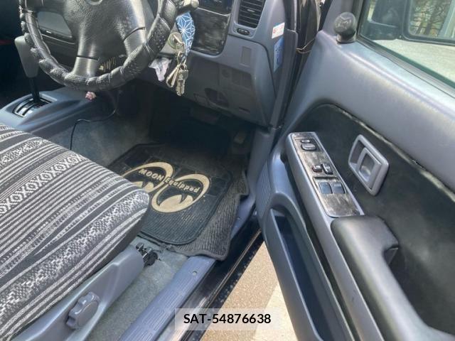 Toyota HILUX 2002-01 2115559-9