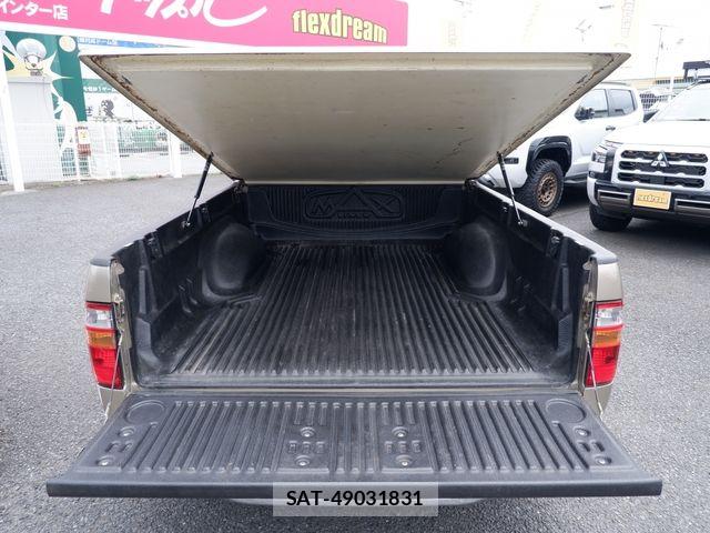 Toyota HILUX 2003-05 7219514-11