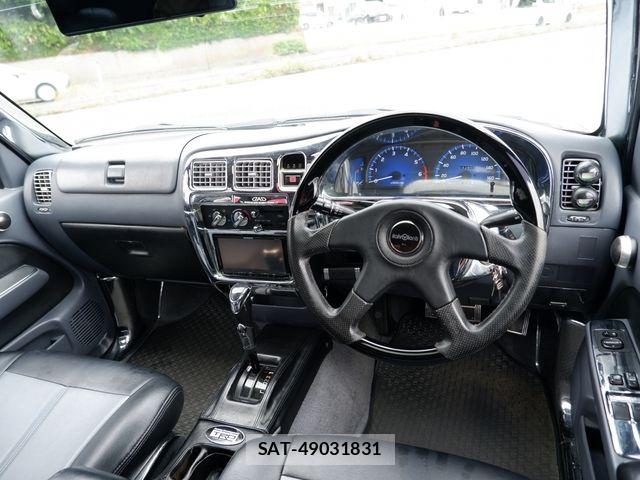 Toyota HILUX 2003-05 7219514-15