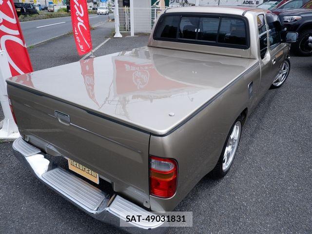 Toyota HILUX 2003-05 7219514-8