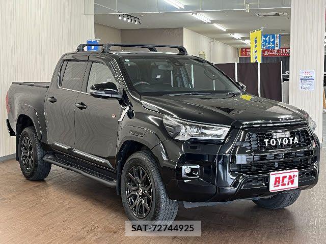 Toyota HILUX 2023-04 7785531-6