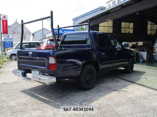 Toyota HILUX 1998-04 8525188-4