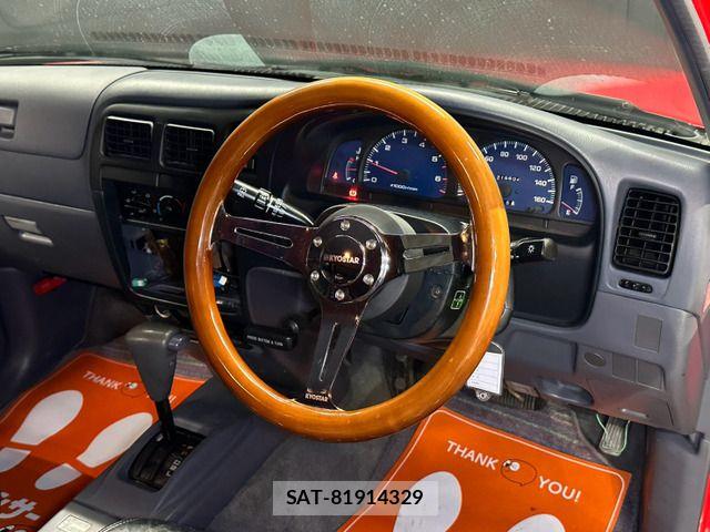 Toyota HILUX 2001-02 8849287-9