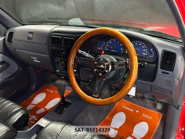 Toyota HILUX 2001-02 8849287-4