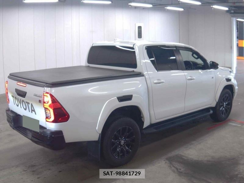 Toyota HILUX 2024 1185667-1
