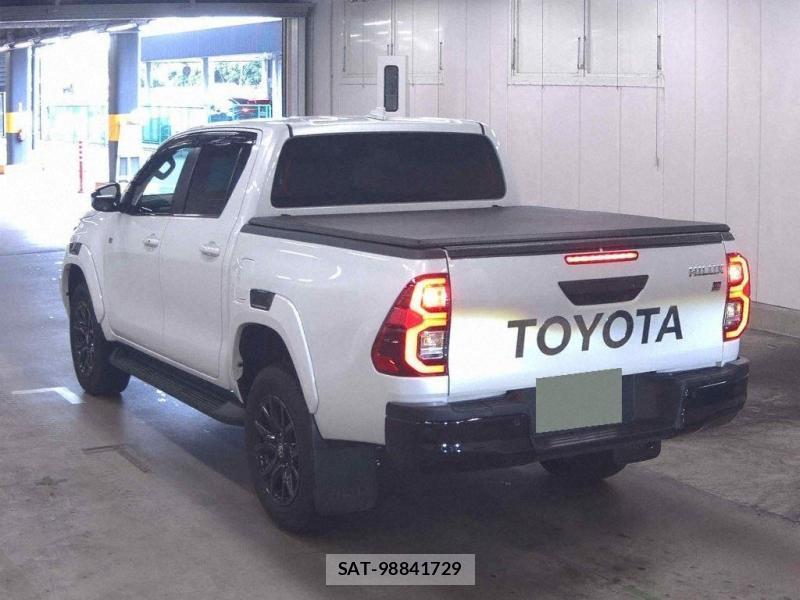 Toyota HILUX 2024 1185667-3