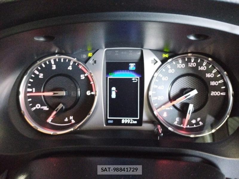 Toyota HILUX 2024 1185667-5