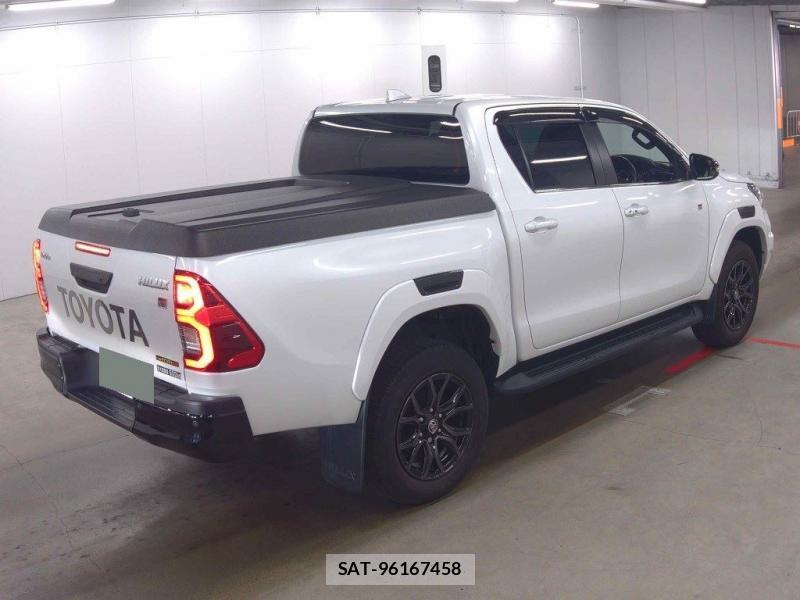 Toyota HILUX 2024 6983498-1