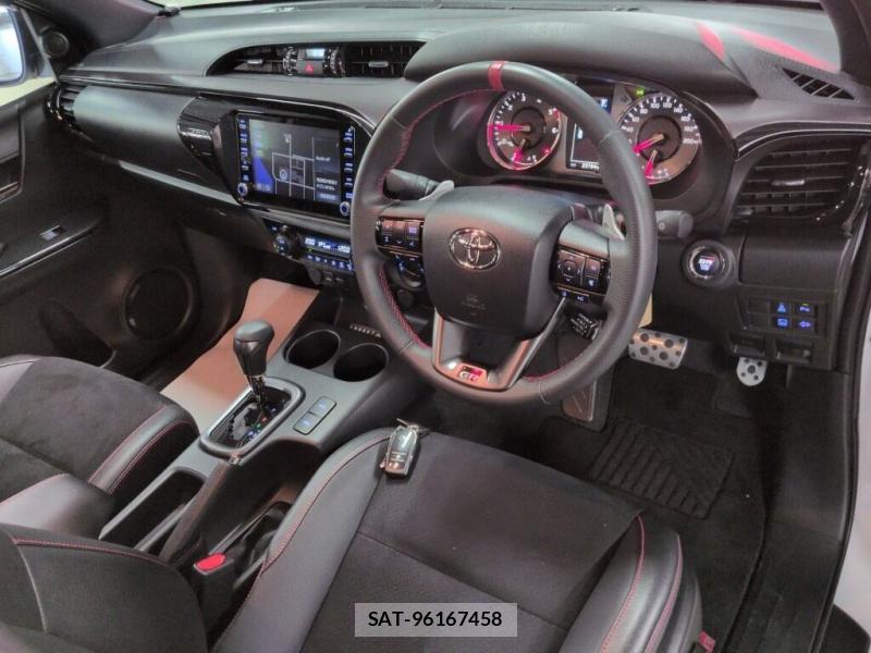 Toyota HILUX 2024 6983498-5