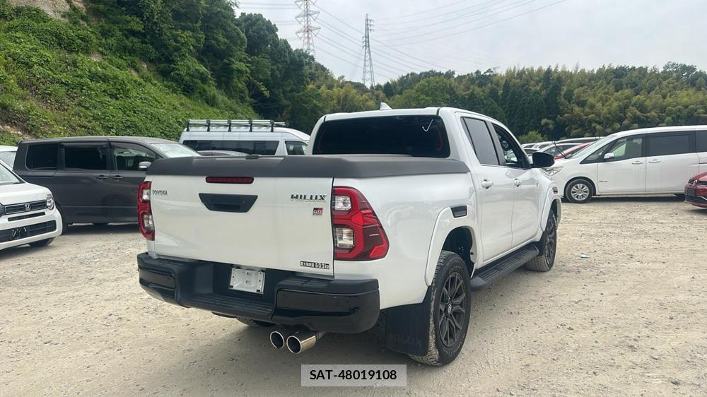 Toyota HILUX 2024 6983497-4