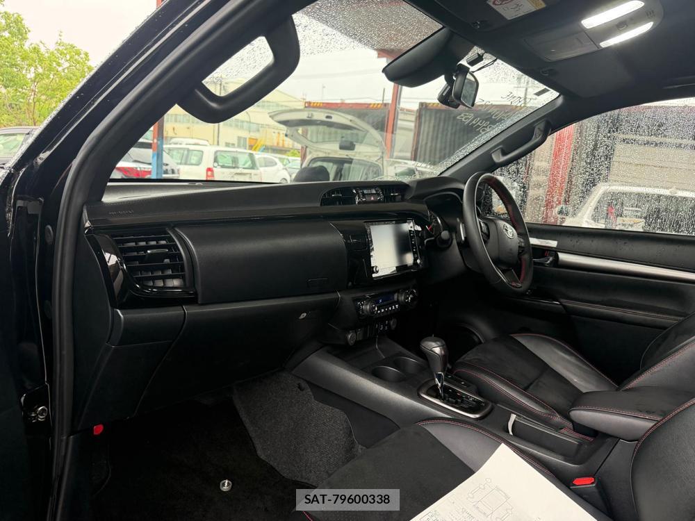 Toyota HILUX 2023 7013428-10