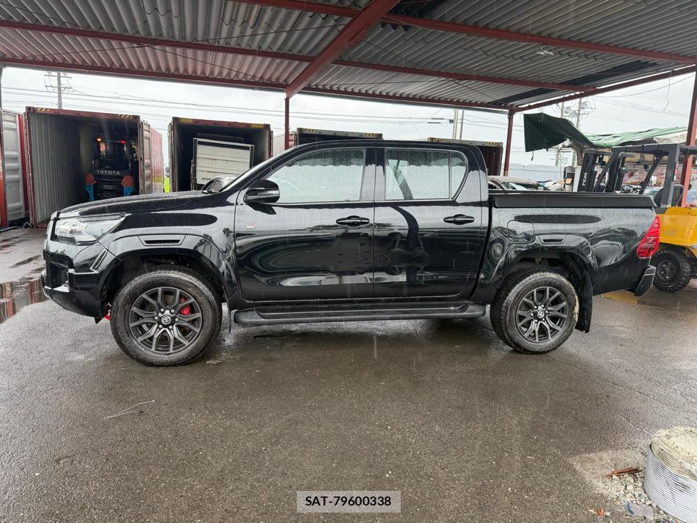 Toyota HILUX 2023 7013428-1