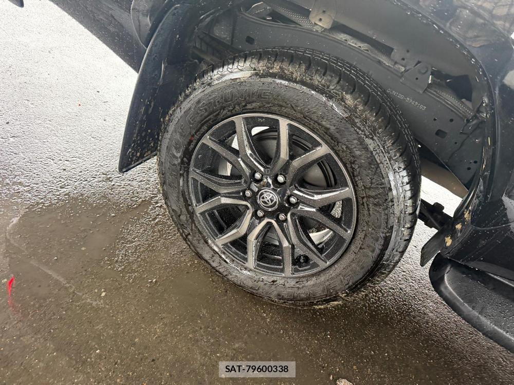 Toyota HILUX 2023 7013428-21